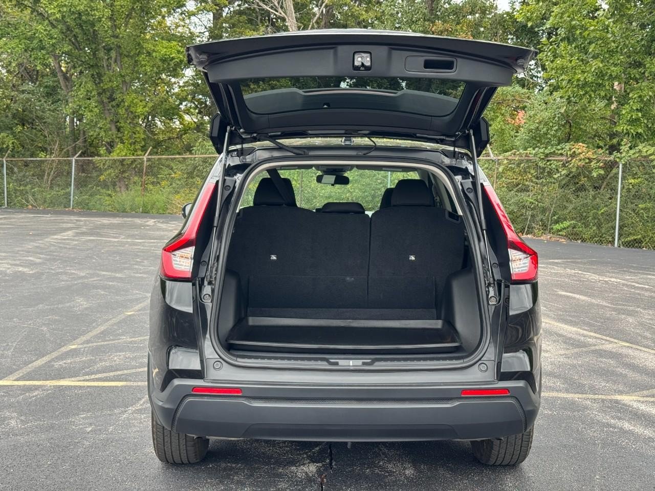 Certified 2025 Honda CR-V EX image 5