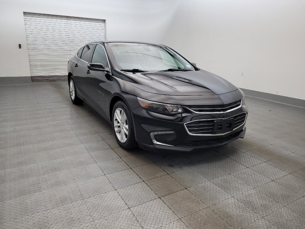 Used 2017 Chevrolet Malibu LT FWD image 13