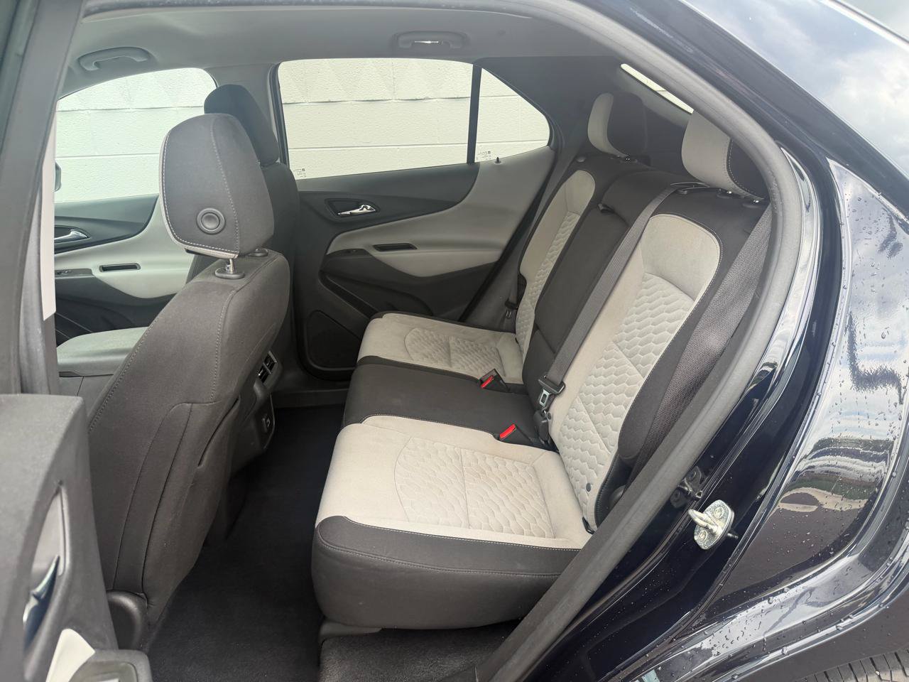 Used 2021 Chevrolet Equinox LS w/ LS Convenience Package FWD image 14