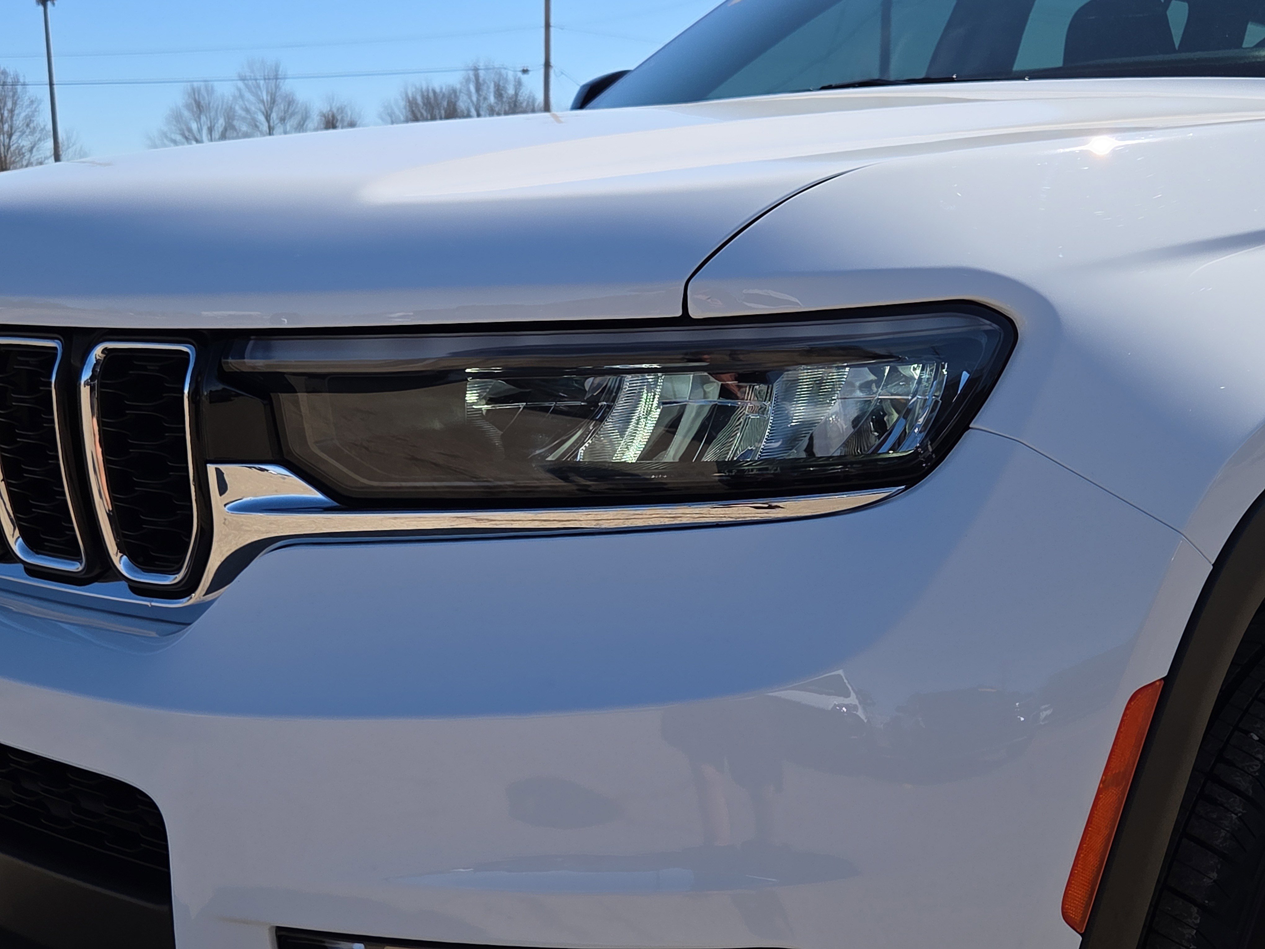 Used 2023 Jeep Grand Cherokee L Limited image 6