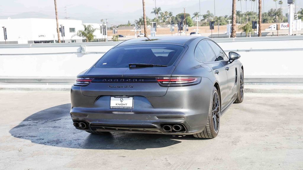 Used 2019 Porsche Panamera GTS image 9