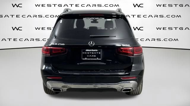 Used 2022 Mercedes-Benz GLB 250 image 4
