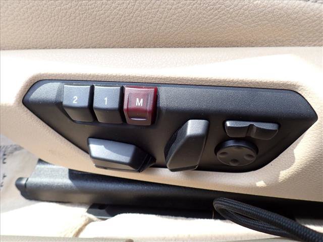 Used 2014 BMW 335i Sedan RWD image 11