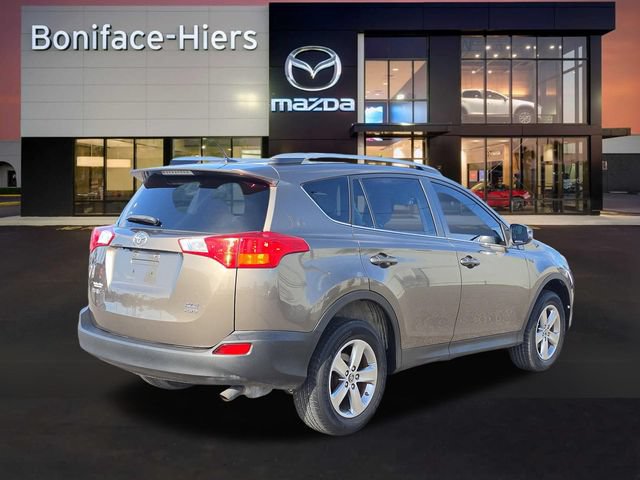 Used 2015 Toyota RAV4 XLE AWD/4WD image 3