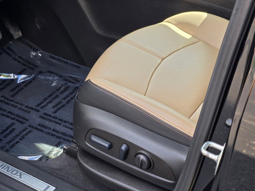 Used 2022 Chevrolet Equinox Premier image 23