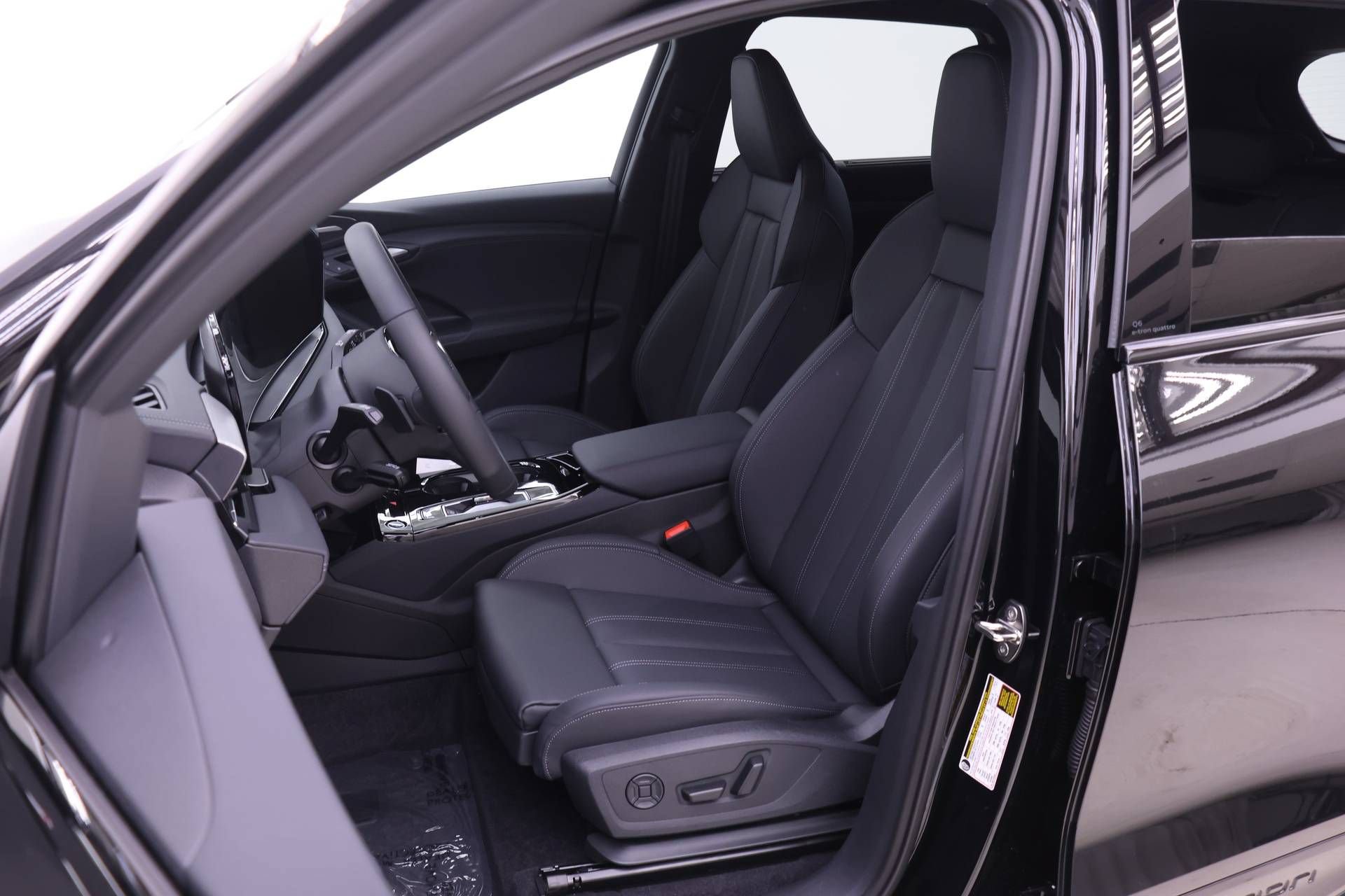 New 2027 Audi Q6 e-tron Premium Plus AWD/4WD image 7