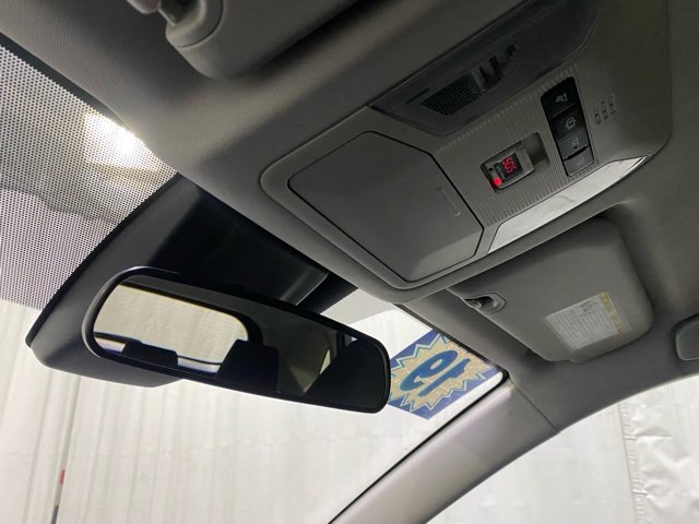 Used 2019 Toyota RAV4 LE w/ Carpet Mat Package image 20