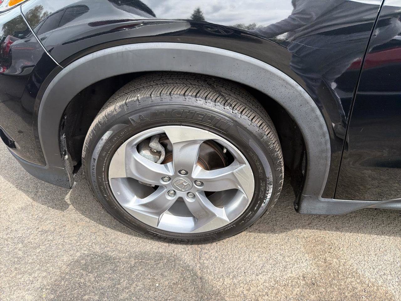 Used 2022 Honda HR-V LX image 14