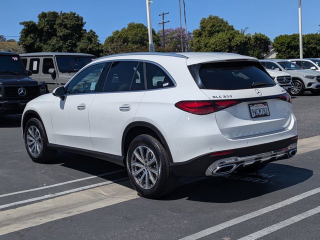 Used 2026 Mercedes-Benz GLC 300 4MATIC image 8