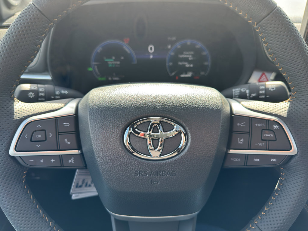 New 2026 Toyota Sienna XLE Woodland Edition image 17