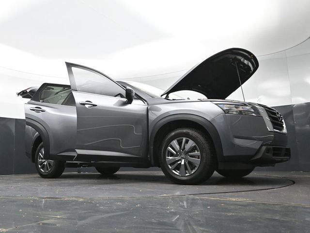 Used 2023 Nissan Pathfinder SV image 46