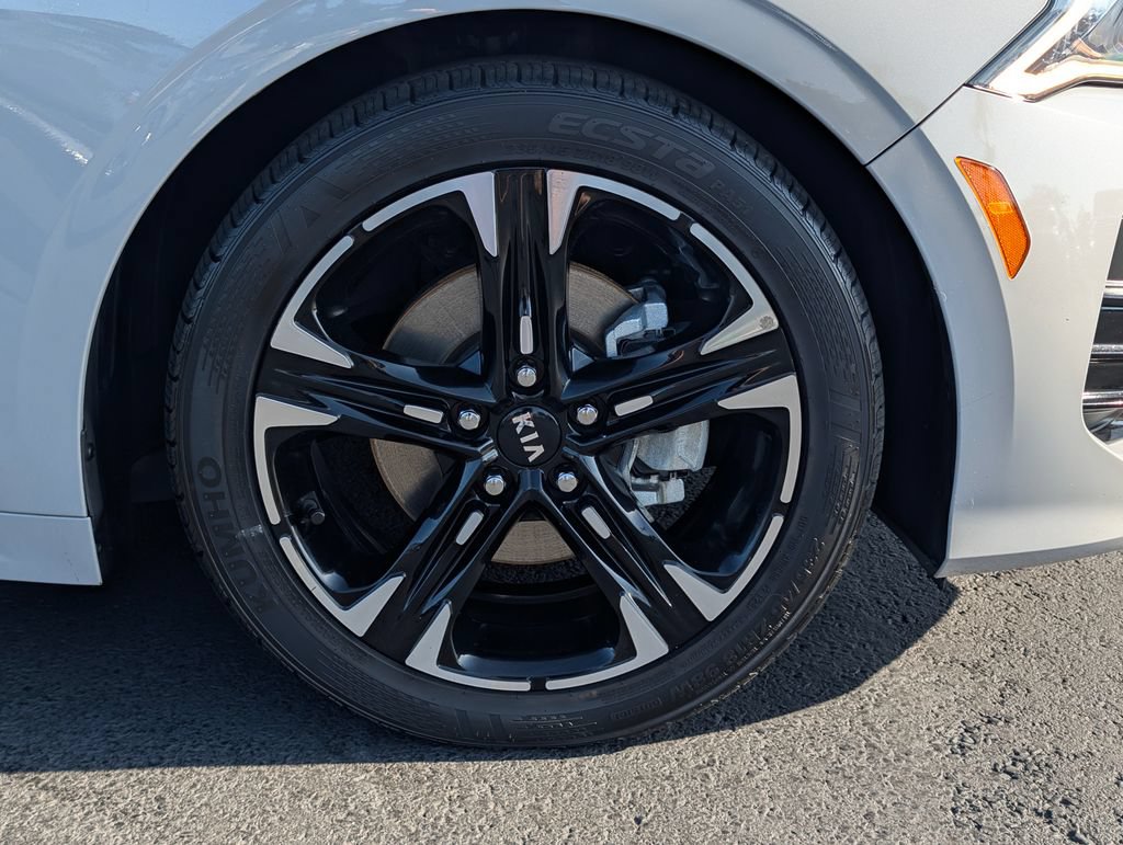 Used 2021 Kia K5 GT-Line w/ GT-Line FWD Premium Package image 9