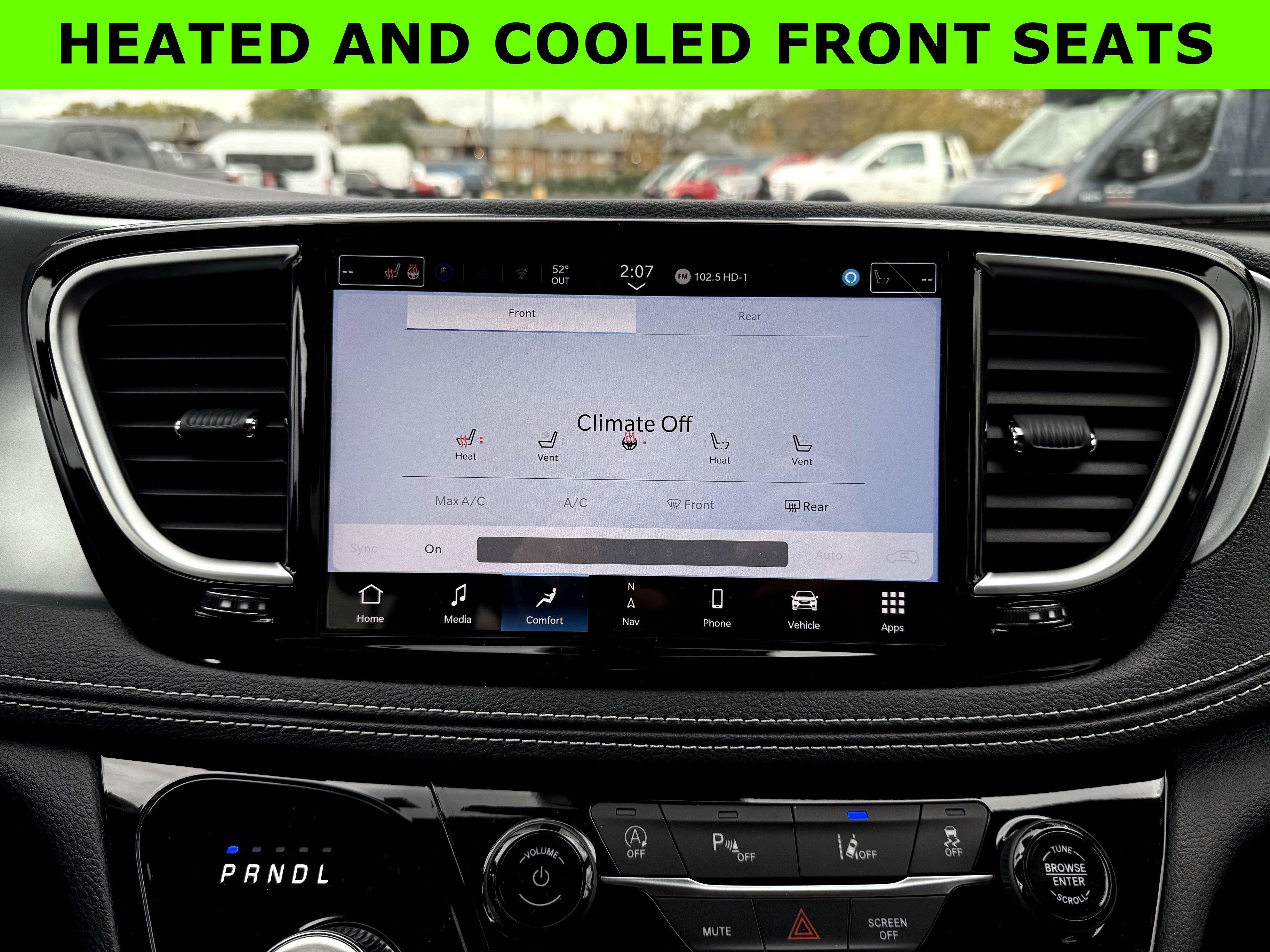 New 2026 Chrysler Pacifica Limited image 27