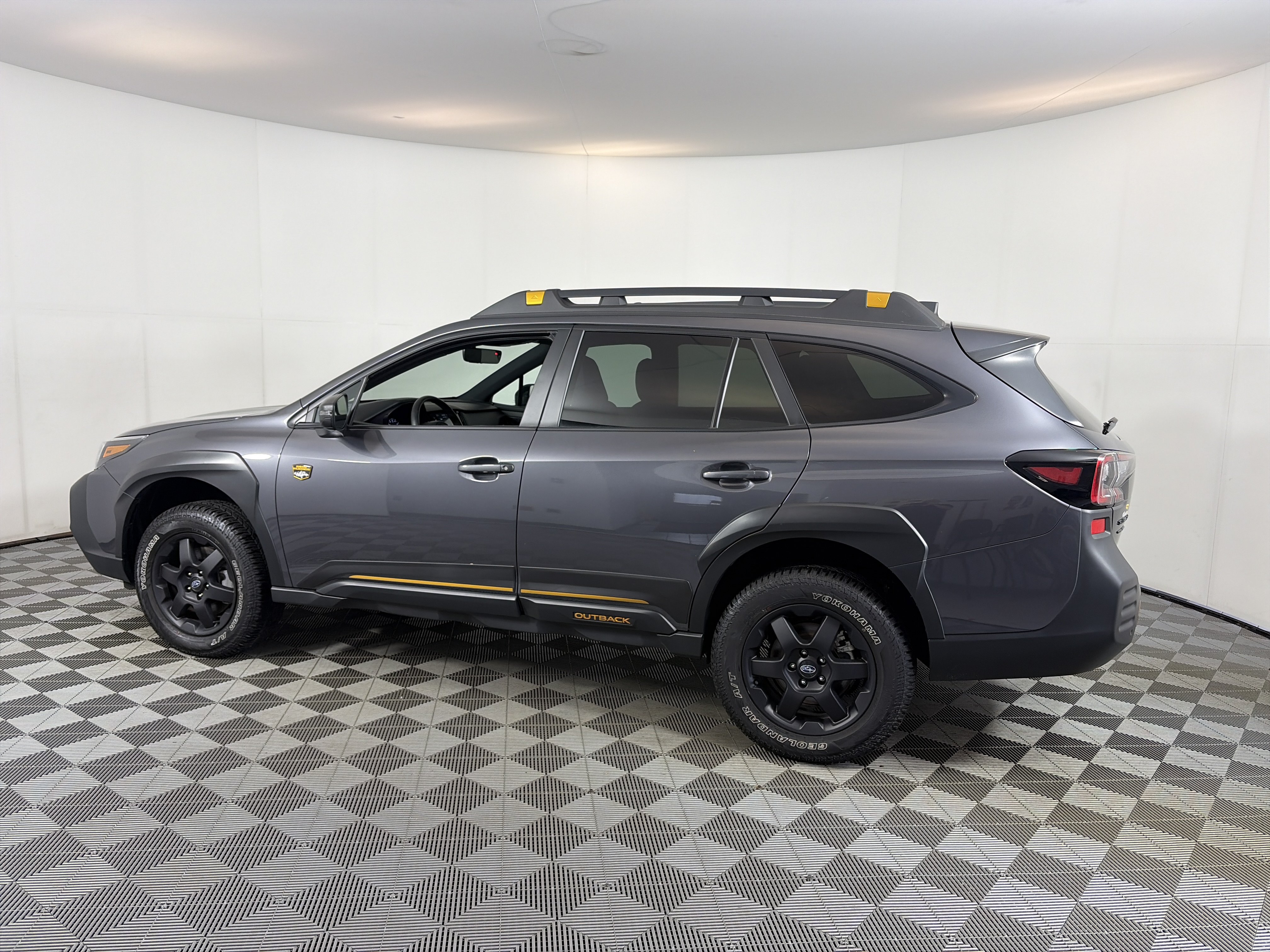 Certified 2025 Subaru Outback Wilderness AWD/4WD image 8