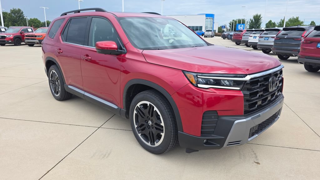 New 2026 Honda Pilot Touring image 7