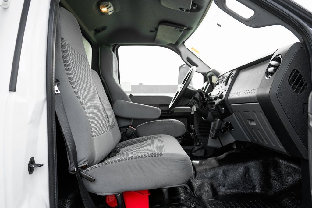 Used 2016 Ford F650 2WD Regular Cab Super Duty image 37