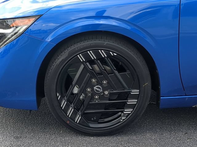 New 2026 Nissan Sentra SR w/ SR Premium Package FWD image 10