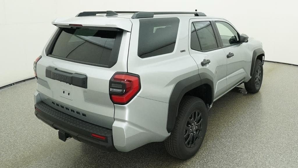 Used 2026 Toyota 4Runner SR5 AWD/4WD image 22