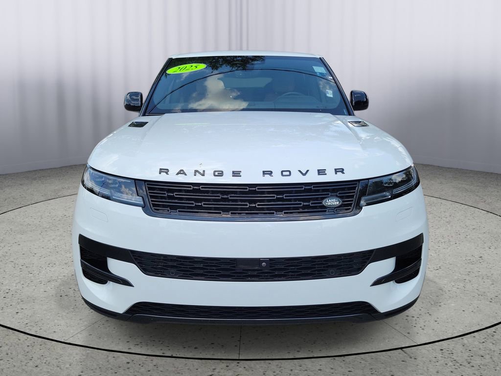 Used 2025 Land Rover Range Rover Sport SE AWD/4WD image 10