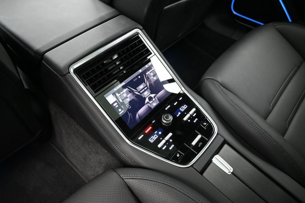 Certified 2023 Porsche Panamera GTS AWD/4WD image 9