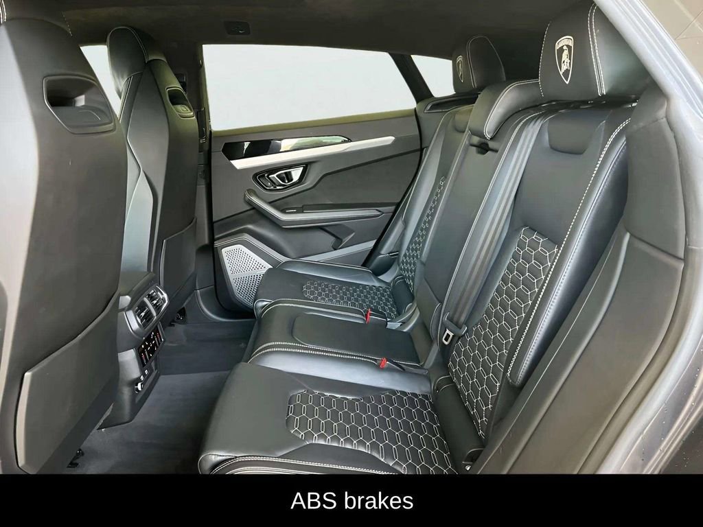 Used 2021 Lamborghini Urus AWD/4WD image 27