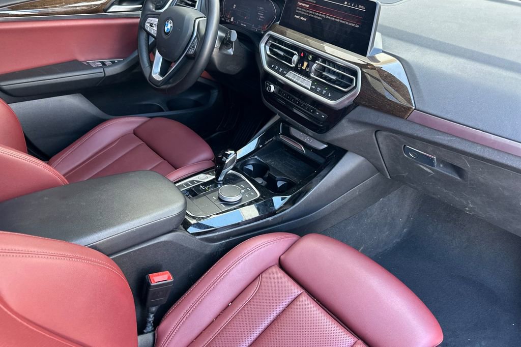 Used 2024 BMW X3 sDrive30i w/ Convenience Package image 17