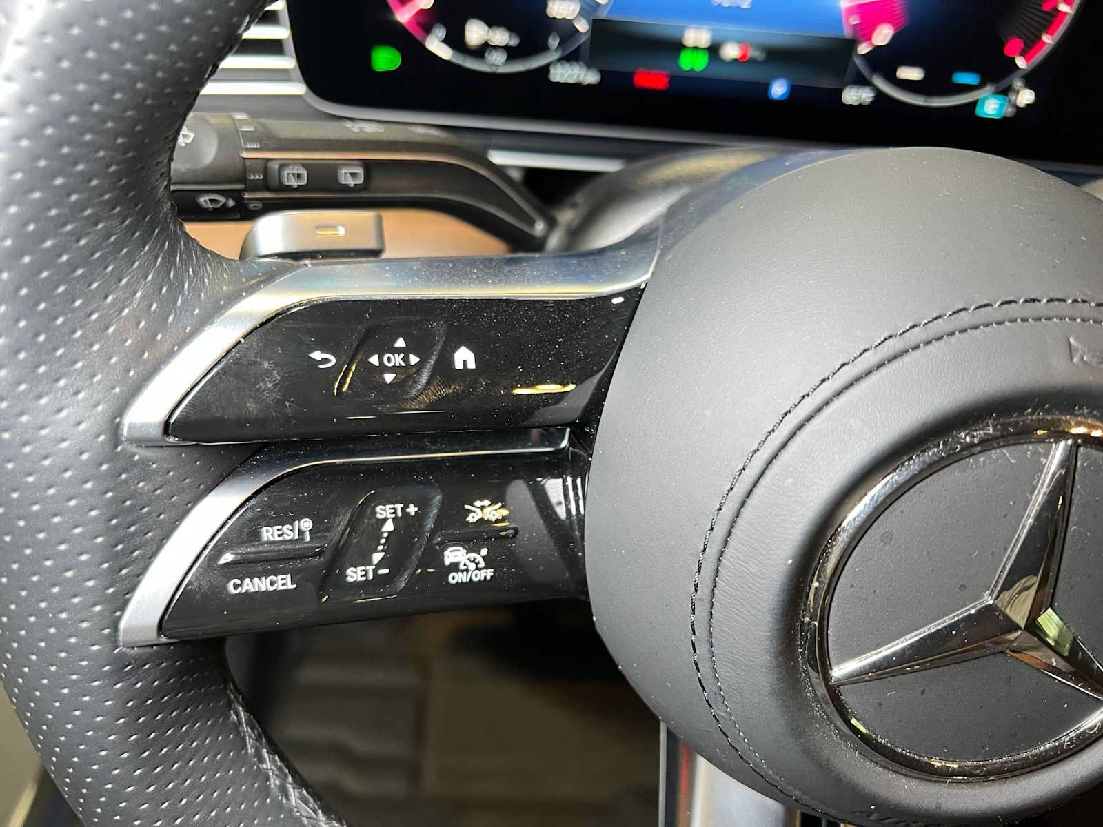 Certified 2024 Mercedes-Benz GLS 450 4MATIC image 29