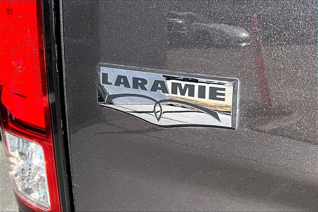 Used 2015 RAM 1500 Laramie w/ Convenience Group image 25