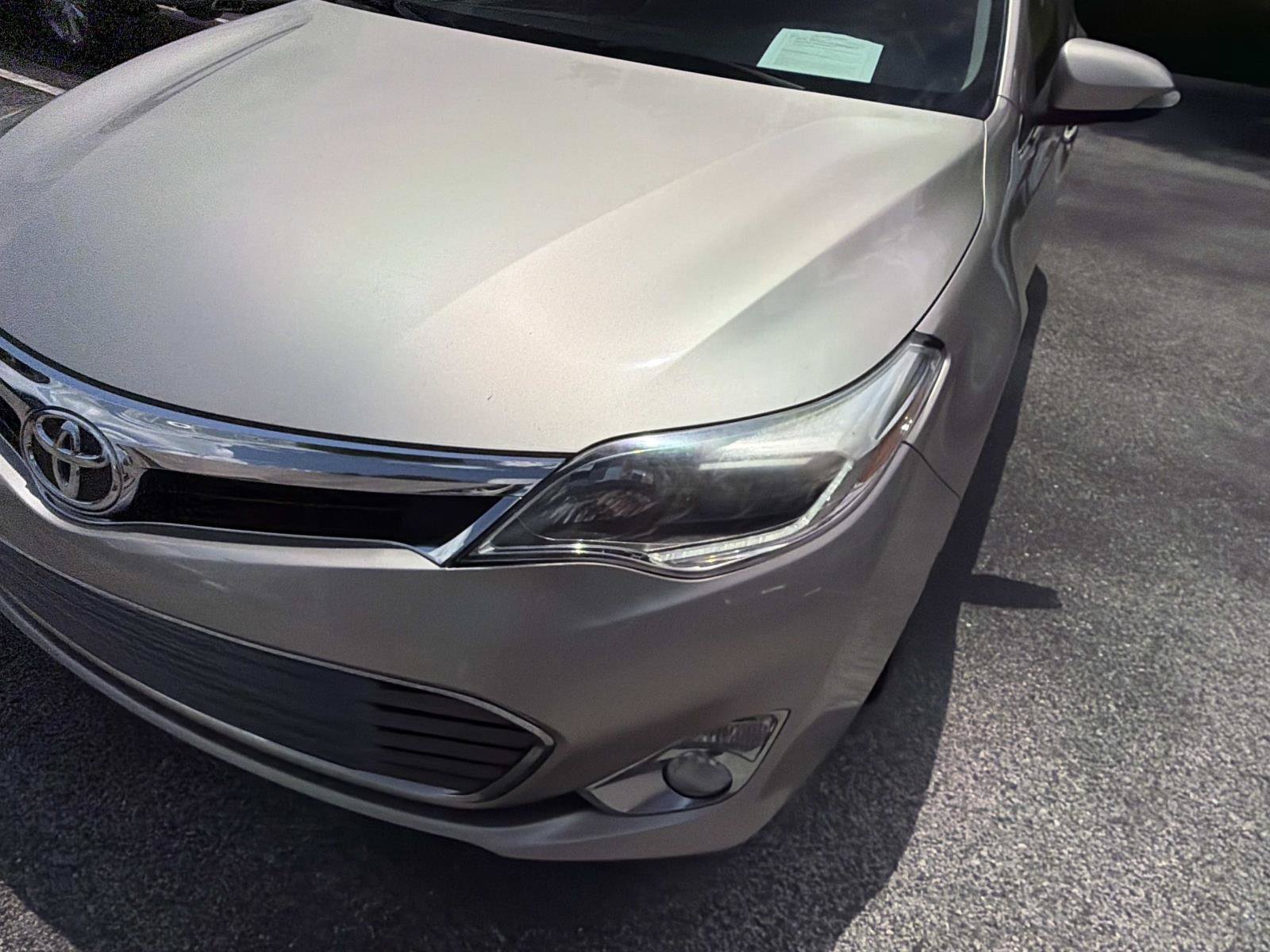 Used 2014 Toyota Avalon Limited FWD image 10