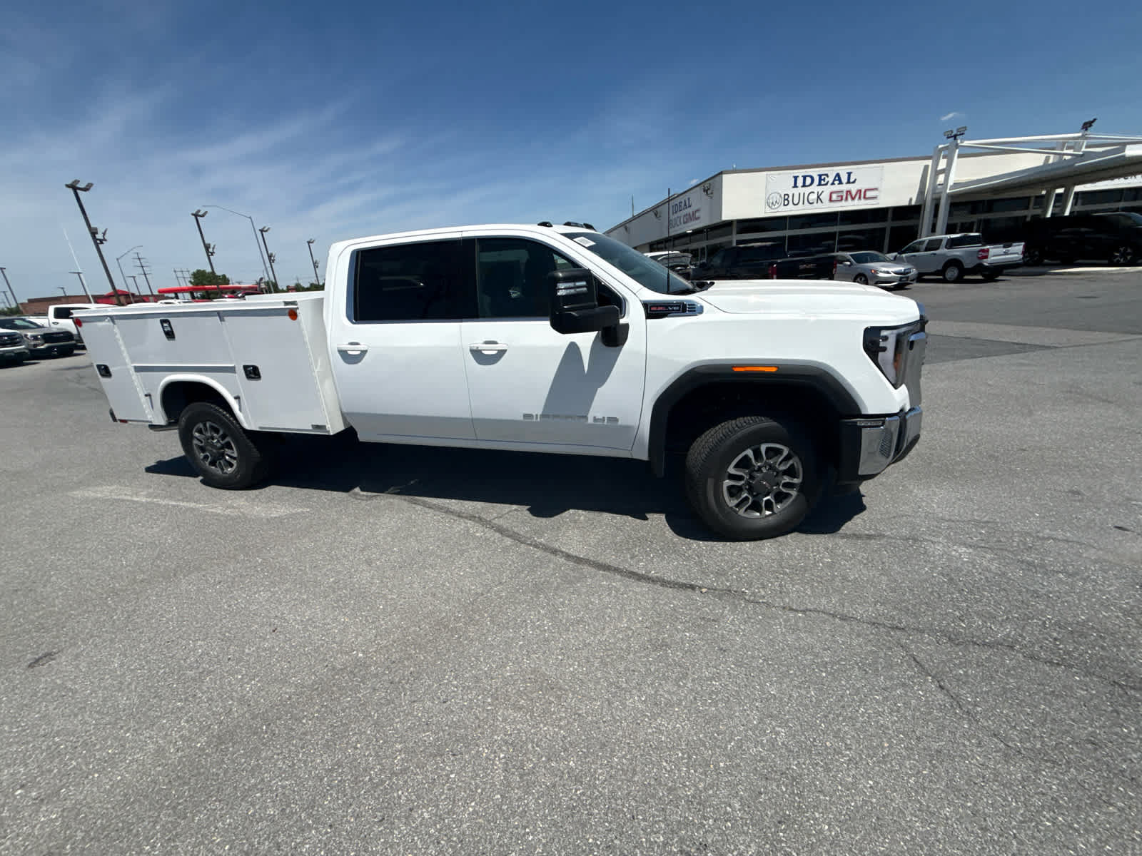 New 2026 GMC Sierra 3500 SLE w/ SLE Convenience Package AWD/4WD image 28