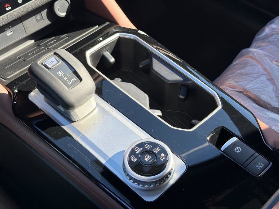 New 2026 Mitsubishi Outlander SEL Black Edition image 12