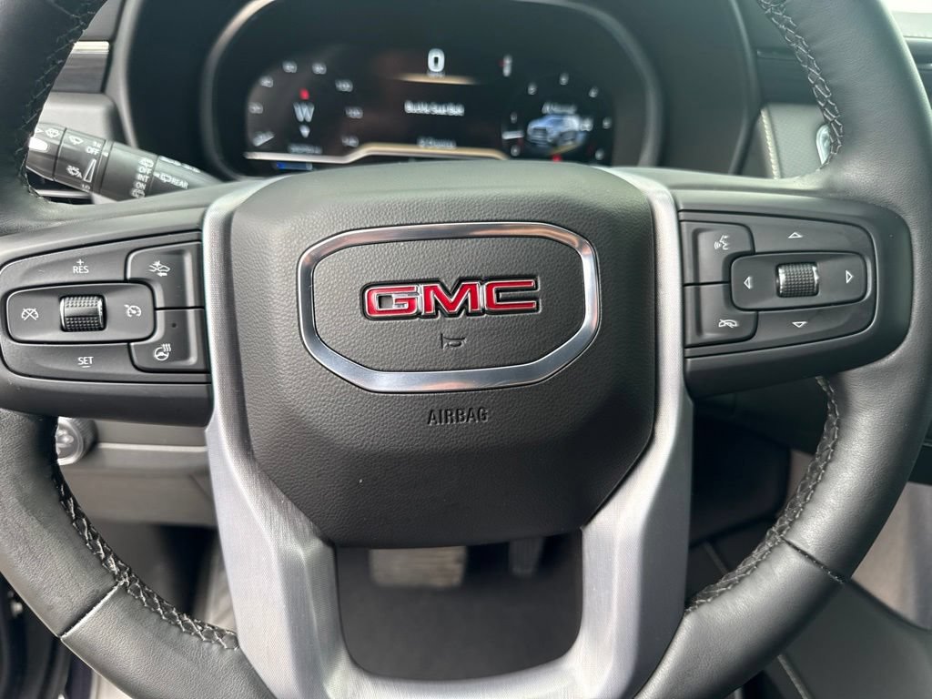 Used 2023 GMC Yukon SLT w/ SLT Luxury Package AWD/4WD image 28