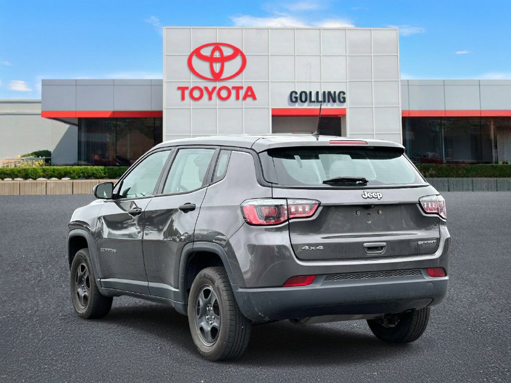 Used 2018 Jeep Compass Sport AWD/4WD image 4