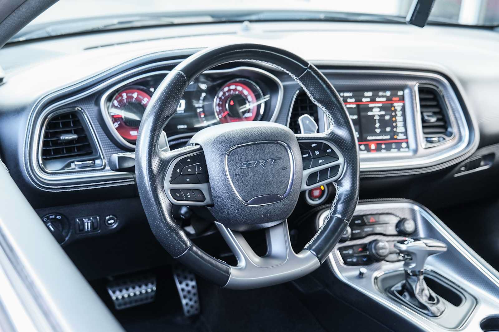 Used 2020 Dodge Challenger SRT Hellcat RWD image 23