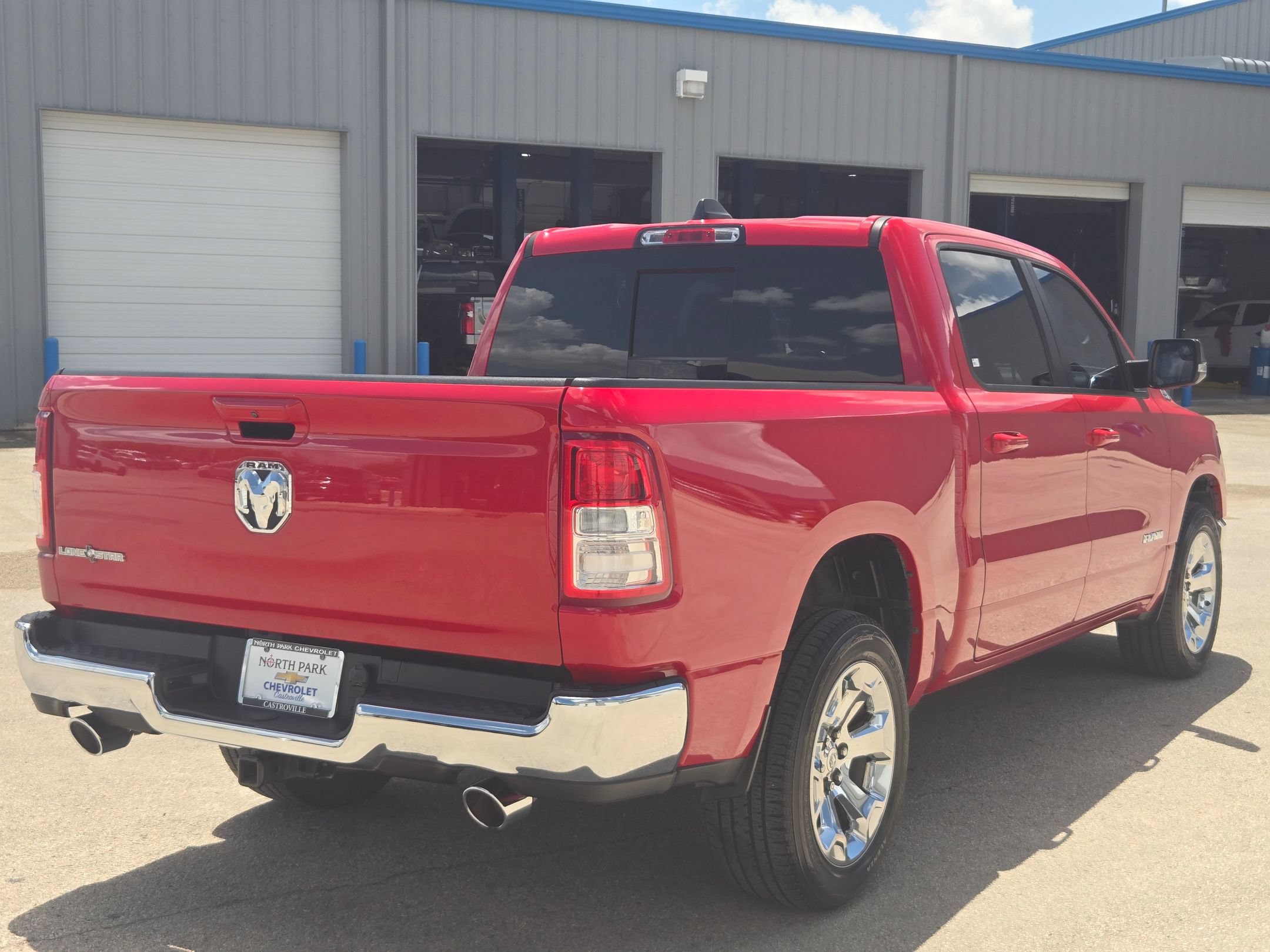 Used 2021 RAM 1500 Lone Star RWD image 2
