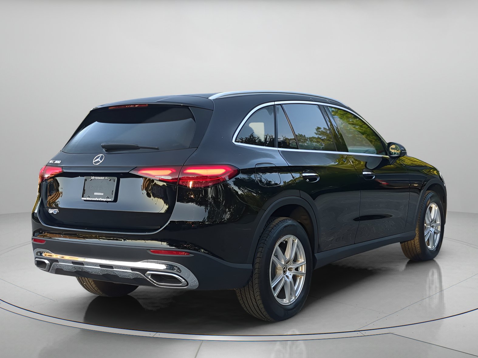 Used 2025 Mercedes-Benz GLC 300 image 40