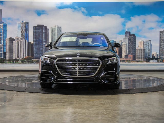 New 2027 Mercedes-Benz S 580 4MATIC Sedan image 3