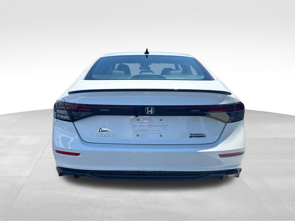 Used 2025 Honda Accord Sport image 4