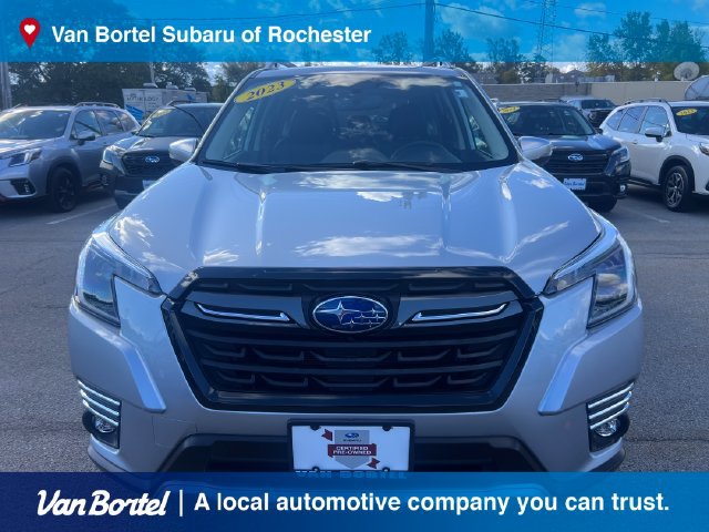Used 2023 Subaru Forester Touring AWD/4WD image 2