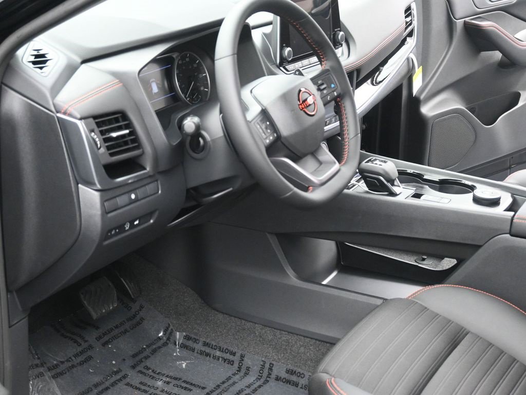 New 2026 Nissan Rogue Rock Creek image 7
