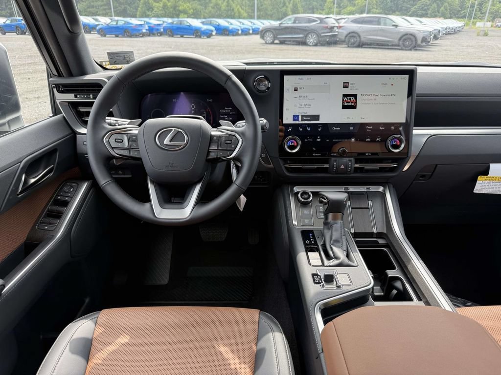 New 2026 Lexus GX 550 AWD/4WD image 8
