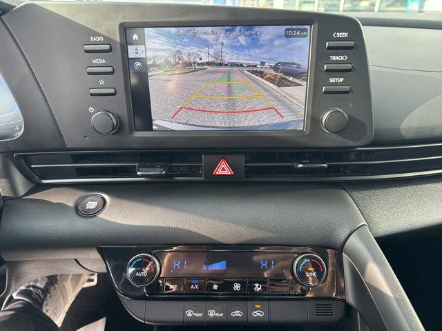 Certified 2025 Hyundai Elantra Sport image 35