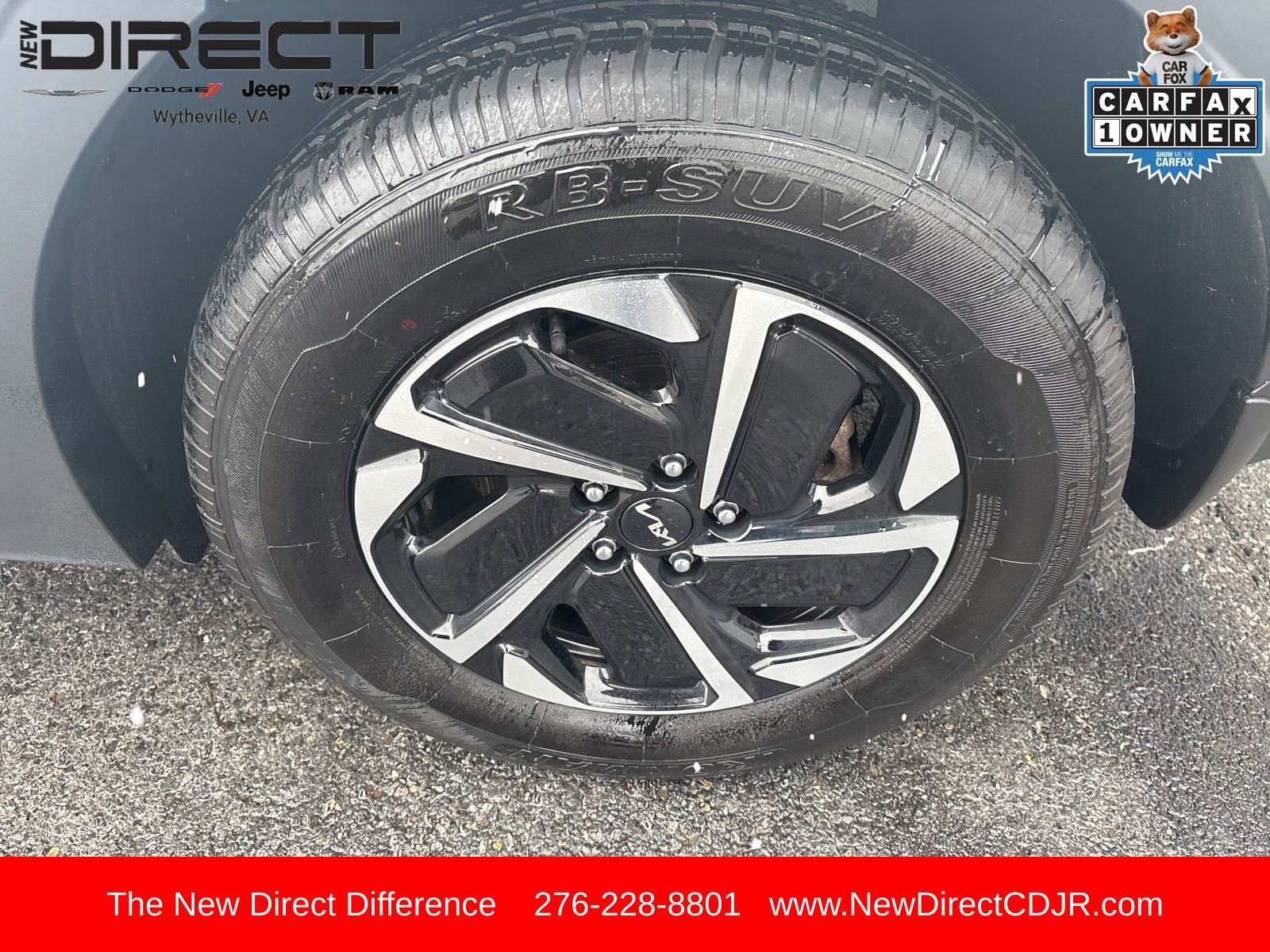 Used 2023 Kia Sportage LX image 9