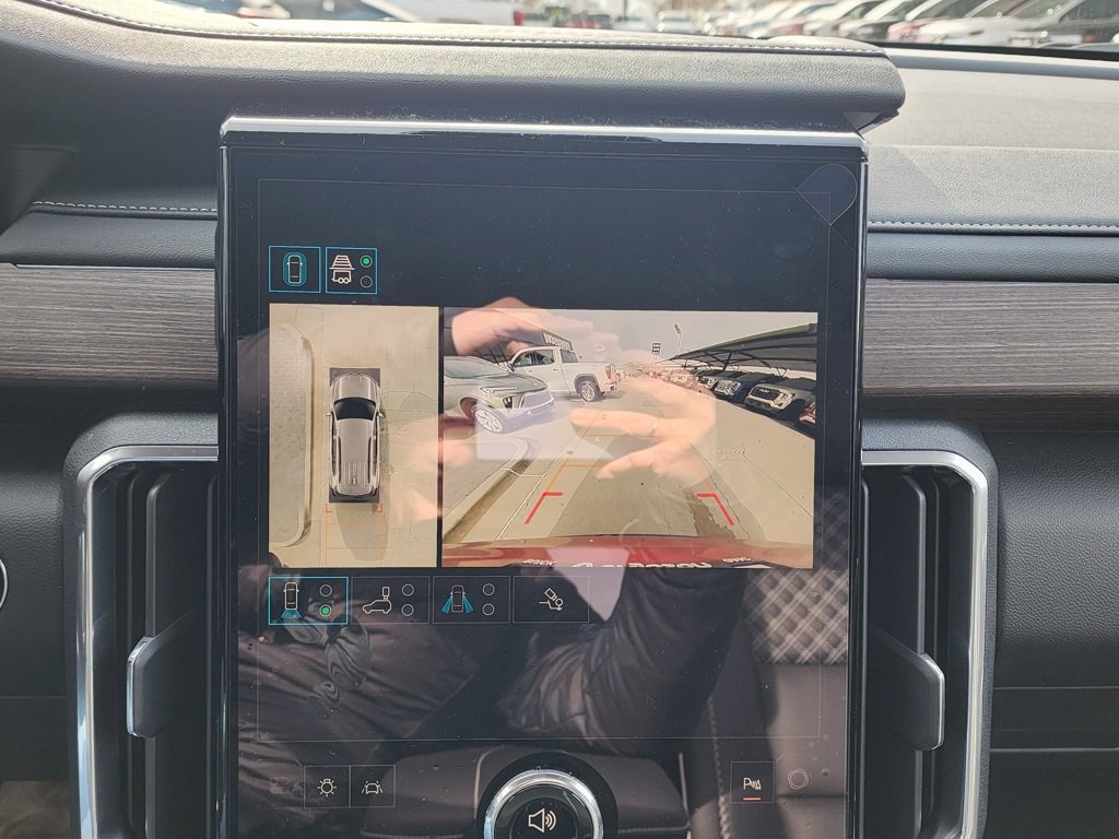 New 2026 GMC Acadia Denali w/ Super Cruise Package image 31