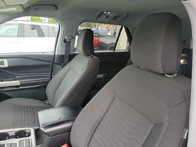 Used 2021 Ford Explorer XLT RWD image 11