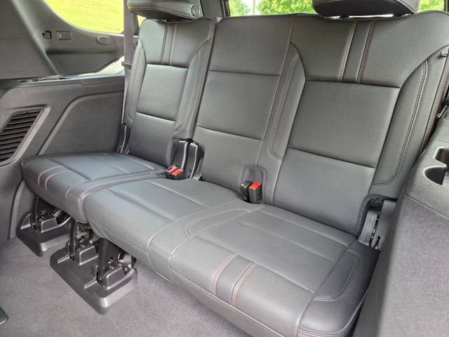 Used 2024 Chevrolet Tahoe RST w/ Luxury Package AWD/4WD image 11