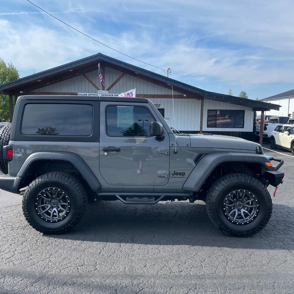 Used 2023 Jeep Wrangler Sport image 6