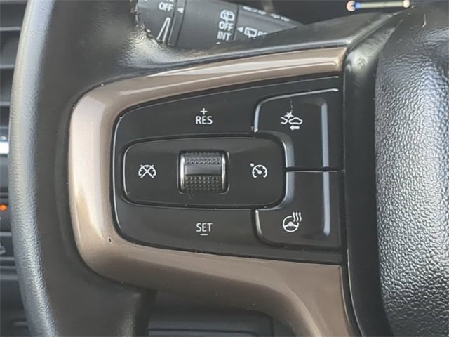 Used 2023 Chevrolet Suburban High Country w/ Premium Package image 25