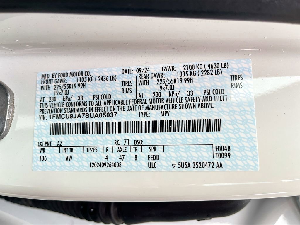 Used 2025 Ford Escape Platinum w/ Premium Technology Package AWD/4WD image 31