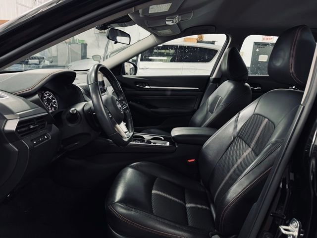 Used 2023 Nissan Altima 2.5 SR image 16